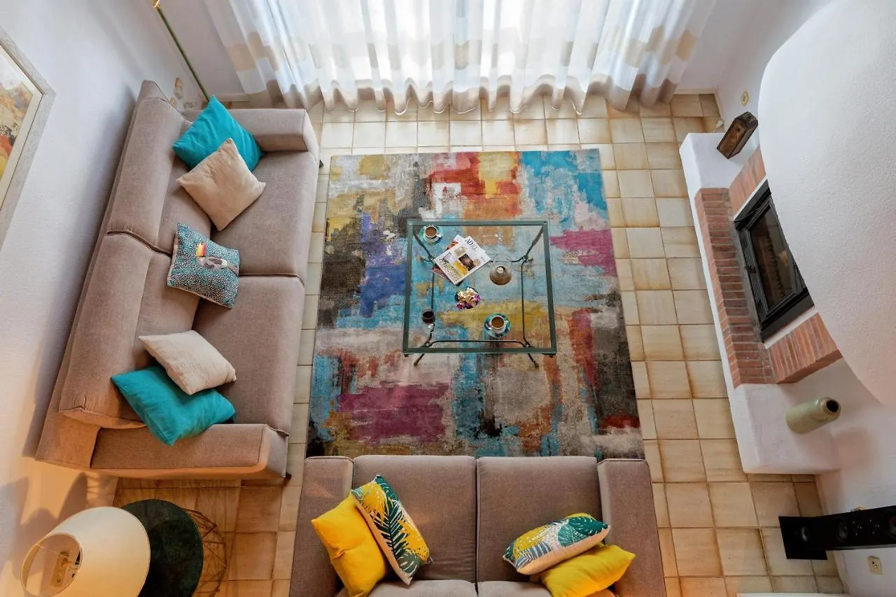 Villa With Private Pool And Garden In Marbella İspanya