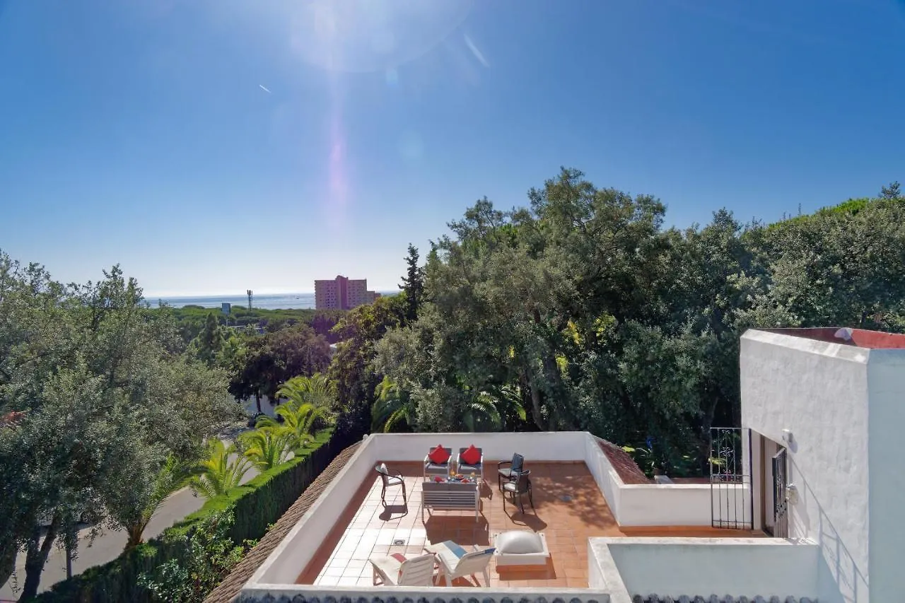 Villa With Private Pool And Garden In Marbella İspanya