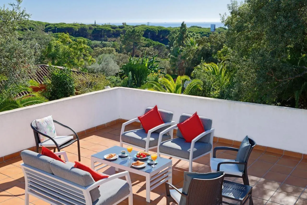 Villa With Private Pool And Garden In Marbella İspanya